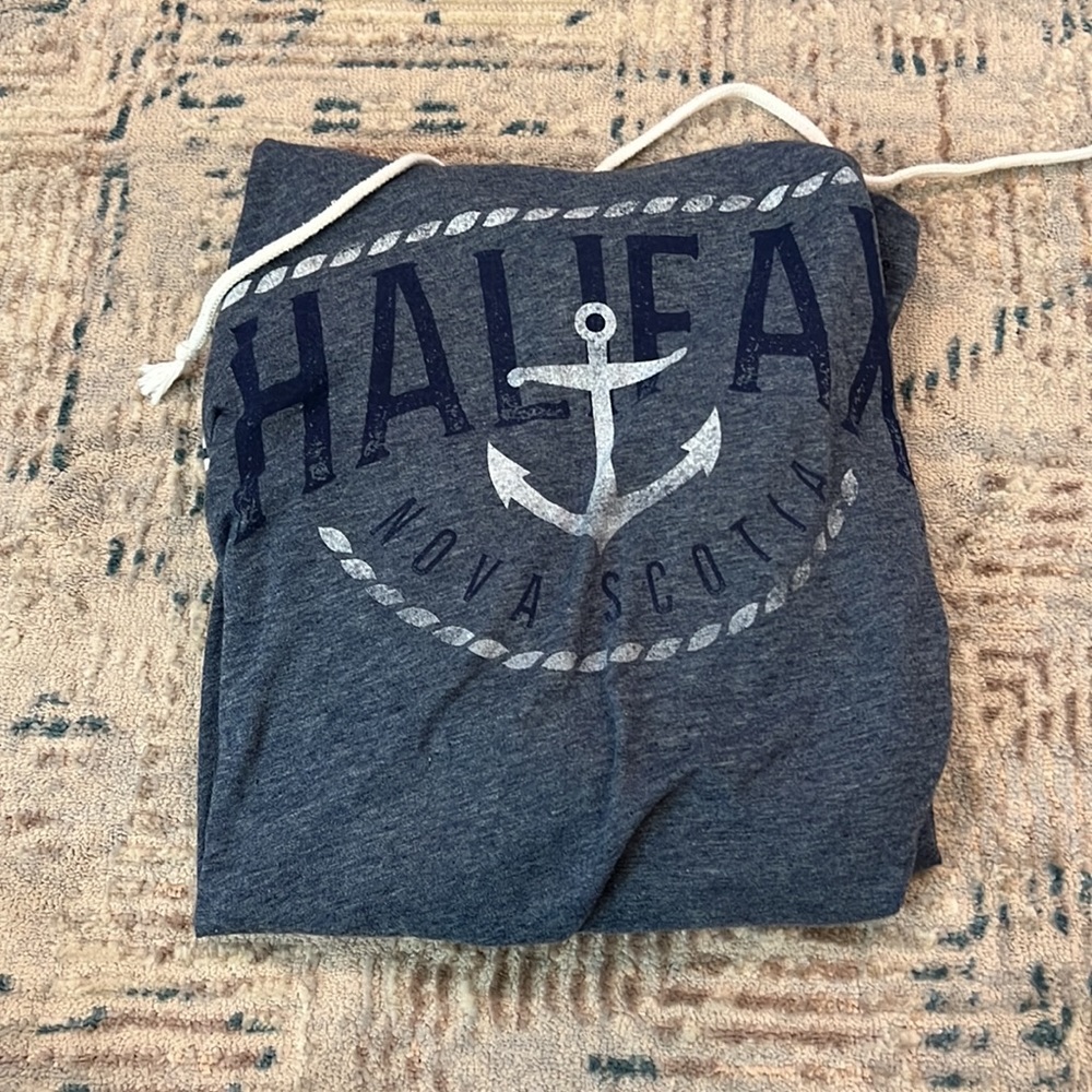 Drawstring shirt - Picture 2 of 3